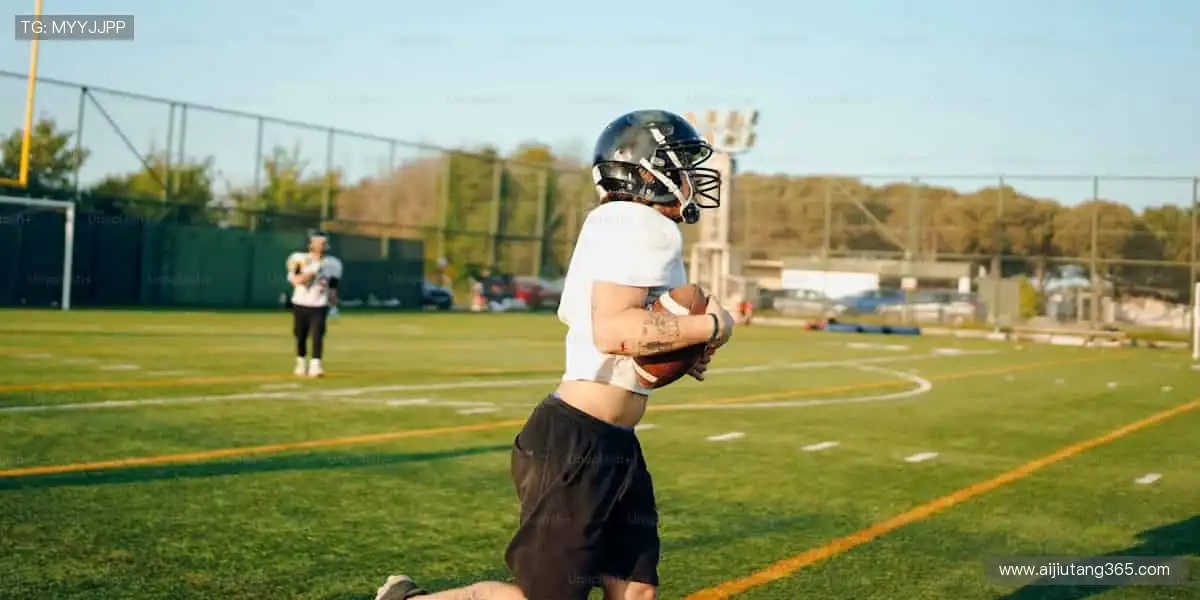 球星同款，限量周边，打造你的专属风格！👟🏆